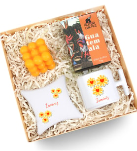 Kişiye Özel T Kupa & Bardak Altlığı & Bubble Mum & 75gr Alerya Guatemala Filtre Kahve Hediye Seti
