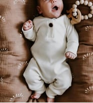 Bebek Unisex fitlli Beyaz Düğmeli Tulum