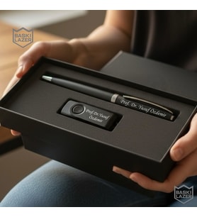 Kişiye  Özel Kutulu Metal İmza Kalemi 32 GB Usb Bellek Hediye Seti