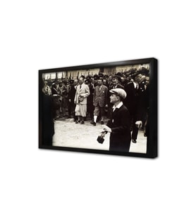 Atatürk Kurmaylarıyla Çerçeveli Cam Tablo