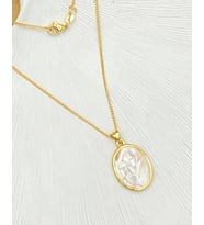 Çerçeveli Çiçek Sedef Gold Kolye