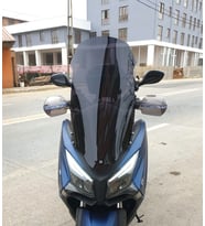 MOTOCAM Kymco Xtown CT 250 Ön Cam 2020-2026 Model 83cm Siyah Renkli 4mm iade yoktur