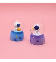 Işıklı Mini Sevimli Astronot Kar Küresi 1 Adet