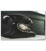 Cakatablo Otel Odasında Eski Model Telefon MDF Tablo