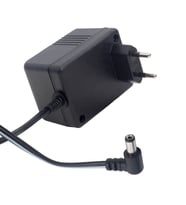 15 VOLT - 1 AMPER - 15 WATT ŞARJLI MATKAP ADAPTÖRÜ (44Pyr34)