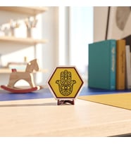 Hamsa işlemeli masaüstü süsü, kitaplık ve çalışma masalarında minimalist tarzınızı tamamlayan özel bir parça 10x10 cm, Sarı