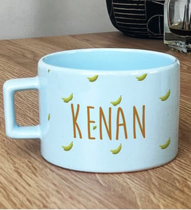 Kişiye Özel İsim Yazılı Hediye Pastel Fincan Muz Desenli Meyveli (Mavi)