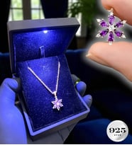 Premium Işıklı Özel Kutusunda 925 Ayar Gümüş Kolye - Farklı Model Seçenekleriyle (Model 1)