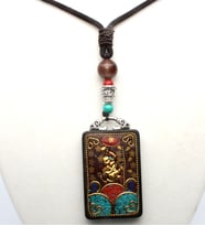 Omark Cotton Hindu Ahşap Kolye