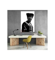 Kanvas Tablo Atatürk Görseli Siyah Beyaz Dikey Duvar Tablosu Ev Ofis Dekoru