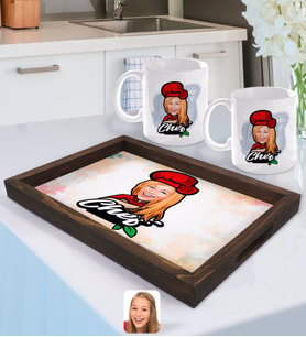 BK Gift Kişiye Özel Kadın Chef Karikatürlü Doğal Ahşap Tepsi ve 2’li Kupa Bardak Seti-10