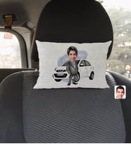 BK Gift Kişiye Özel Plakalı Erkek Nissan Micra Karikatürlü Dikdörtgen Araç Koltuk Yastığı-1