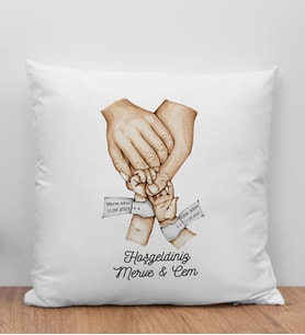 BK Gift Kişiye Özel Renkli Aile El Ele Tasarımlı Beyaz Kırlent Yastık-3, Aile Hediyesi, Ev Dekorasyonu, Yeni Doğum Hediyesi