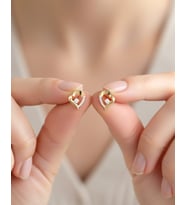 Kalp Parıltısı Tektaş 14 Ayar Altın Küpe (Gold)
