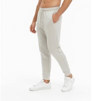 Erkek Slim Fit Eşofman Altı – Pamuklu Kumaş, Fermuarlı Cepli, Rib Paça (Gri)