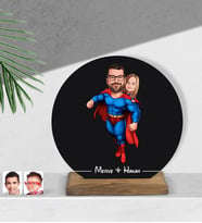 BK Gift Kişiye Özel Süper Baba-Oğul Karikatürlü Yuvarlak Ahşap Biblo-3, Babalar Günü Hediyesi, Babaya Hediye