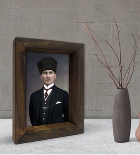 BK Gift Atatürk Tasarımlı Dekoratif Doğal Masif Ahşap Çerçeve 15x20cm-21 (Beyaz)