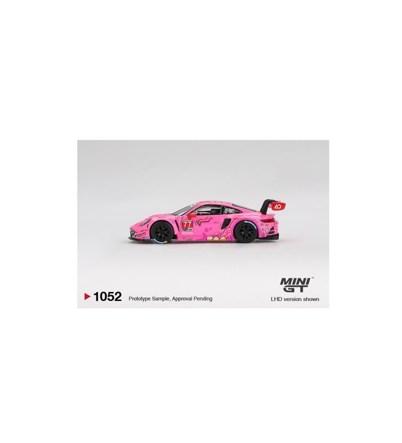 mini-gt-1052-porsche-911-gt3-r