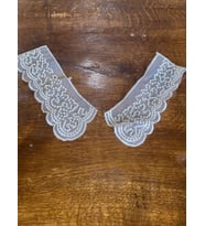 23X10 CM GÜPÜR PAYET İŞLEME BEYAZ YAKA APLİKE DİKİŞ ELBİS YAKA