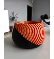 Dekoratif Modern Turuncu - Siyah Tasarım Saksı (Siyah - Turuncu)