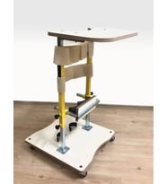 Karma Grup Ortopedi EKONOMİK Ayakta Durma Masası Sehpası (SMALL: 80 - 125 CM BOY) Dik Konumlandırma Cihazı