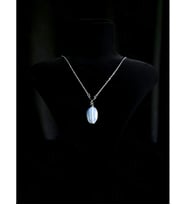Opal Doğal Taşlı Çelik Kolye  Spiritüel Serisi (Beyaz)