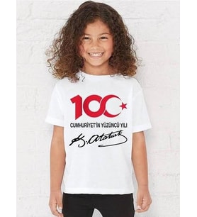 MODAVALS 23 NİSAN 19 MAYIS 30 AĞUSTOS 29 EKİM 10 KASIM OKUL GÖSTERİ UNISEX GARSON BOY 100. YIL ATATÜRK İMZA BASKILI KISA KOL TSHIRT - BEYAZ