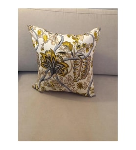 Gardens Çiçek Baskılı Pamuklu Kumaş Krem Yeşil Kırlent 45X45 Cm  811