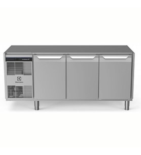 Electrolux Professional Soğutmalı Tezgah, "heavy Duty", Aısı304, Üst Tablasız, -2°/+10°c, Dijital, Tropikal - 440 Lt, 3 Kapılı EH3H7AAA