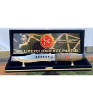 MHP Logolu Kişiye Özel Büyük Kutulu Bıçaklı Plaket
