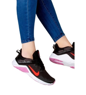 Nike Legend Essential Kadın Yürüyüş Antrenman Ayakkabısı Siyah