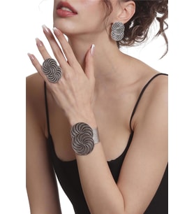 Kadın Antik Gümüş Kaplama Spiral Baskılı Tasarım Küpe &Yüzük &Bilekik Set