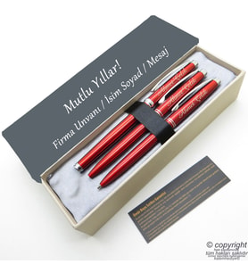 Scrikss İsme Özel Kalem Seti - Kırmızı Krom Roller Kalem + Tükenmez + Versatil Set (Karışık)
