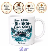 Rafting Yapanlara Hırçın Sular Botta Takım Ruhu Kürek Sesi Kupa Hediye