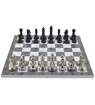 GiftHome Premium Black Metal Klasik Satranç Takımı ve Gri Mermer Desenli MDF Satranç Tahtası (37X37 cm.)