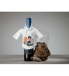 BK Gift Kişiye Özel Sevgililer Karikatürlü Mini Beyaz İçki Şişesi Tişörtü , Ev Bar Dekoru, Viski, Şarap, Votka, Rakı Şişesi Tişörtü, Ev Barı-27
