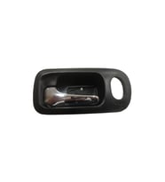HONDA CRV- 02/04; ÖN KAPI İÇ AÇMA KOLU SOL SİYAH (ELCEĞİ NİKELAJLI) (HUSHAN) 72161-S9A-A01-MA