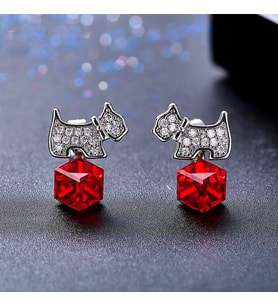 Monemel Swarovski Taşlı Kırmızı Köpekli Küpe (Altın Kaplama) Sevgililer Günü Hediyesi, Agatha