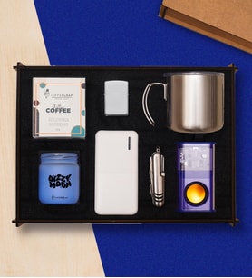 Premium Hediye Seti, 10000mh Powerbank, RGB Bluetooth Hoparlör, Çelik Termos Bardak,Çakmak, Çakı, Mum, Fitre Kahve