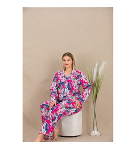 Arias Closet Büyük Beden Renkli Yaprak Desenli Düğmeli Uzun Kol Viskon Pijama Takımı