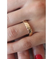 Gold Renk Sarmal Model Kadın Yüzük (Altın)