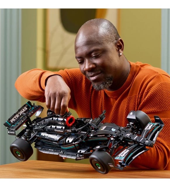 LEGO Technic Mercedes-Amg F1 W14 E Performance 42171 (1642 Parça)