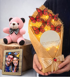 Kişiye Özel Fotoğraflı Led Işıklı Aynalı Kelebek Buketi & Pembe Peluş Ayıcıklı (Kırmızı)