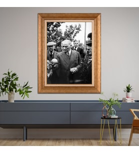 Altın Varaklı Çerçeveli Paspartulu Atatürk Tablo DC1035 (Gold)