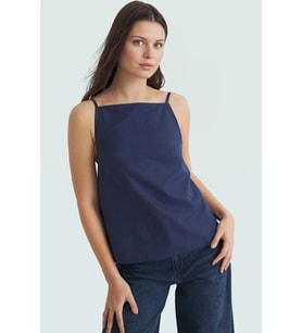 Şık Kadın Bluz Polyester Elastan Karışımı İnce Askılı Kare Yaka Premium Kalite