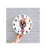 bilge Tasarım çocuk Odası Duvar Saati 30 x 30 CM (Çok Renkli)