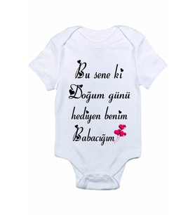 Unisex Bebek Beyaz Bu Seneki Kalpli Doğum Günü Baskılı Zıbın