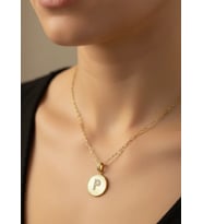 Çelik Gold Madalyon P Harf Kolye - 25-clkk209