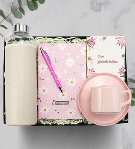 Kişiye Özel Defter & Kalem & 1000 ml Cam Matara & Fincan Kadına Hediye Seti