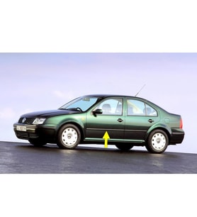 VW Bora 1999-2005 Sol Ön Kapı Çıtası Siyah Plastik 1J4853515F